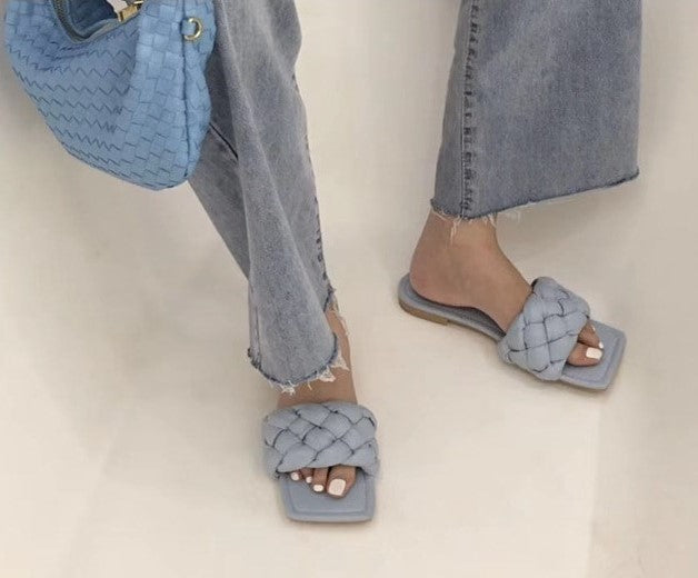 DONLEE QUEEN BRAIDED SANDAL