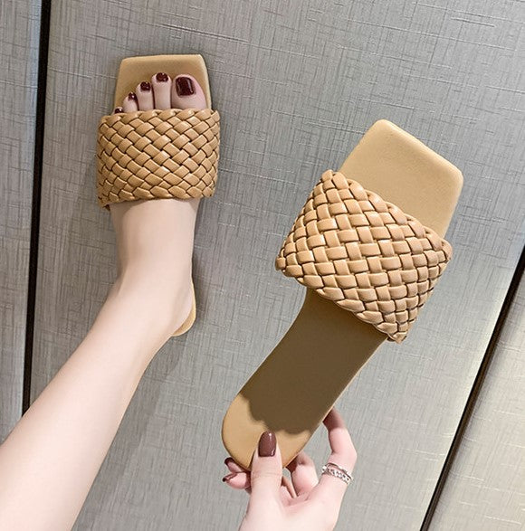 FOX SQUARE TOE SANDALS