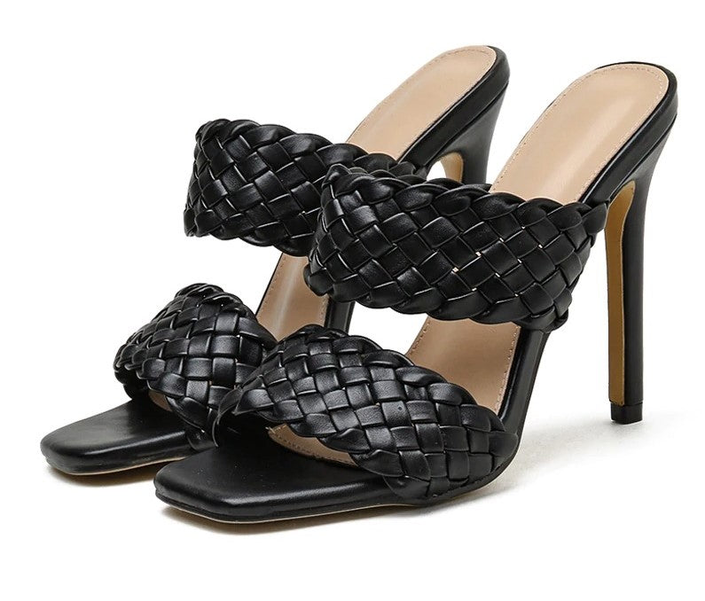 DOUBLE TROUBLE HIGH HEEL