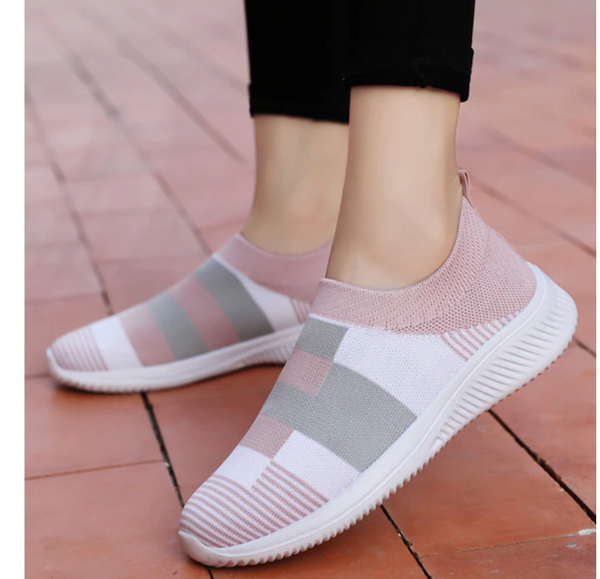 Foot Striped Sneakers